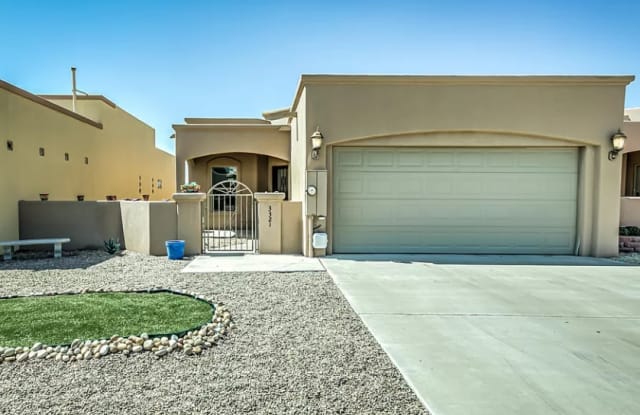 3321 Valverde Loop - 3321 Valverde Loop, Las Cruces, NM 88012