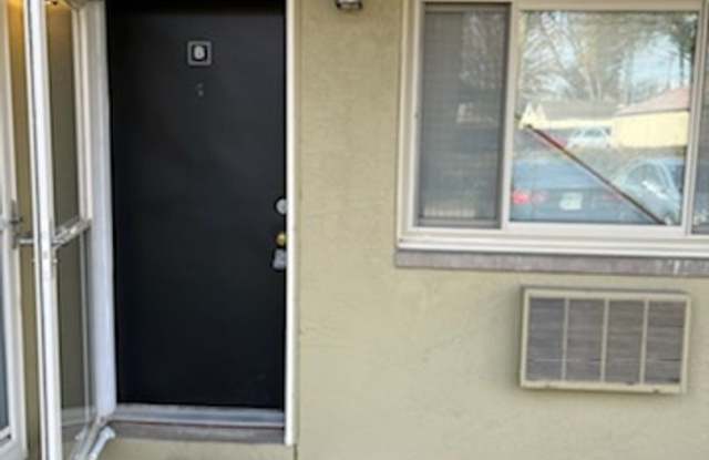 10 Indian Springs Dr