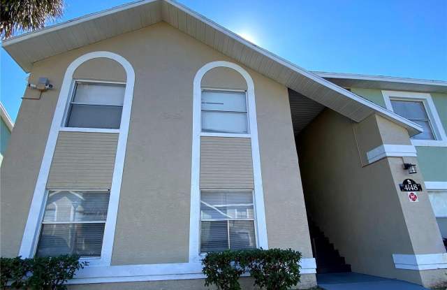 4148 PERSHING POINTE PLACE