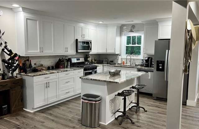 1039 Washington Avenue