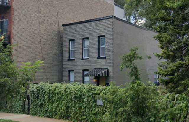 1512 North Maplewood Ave.
