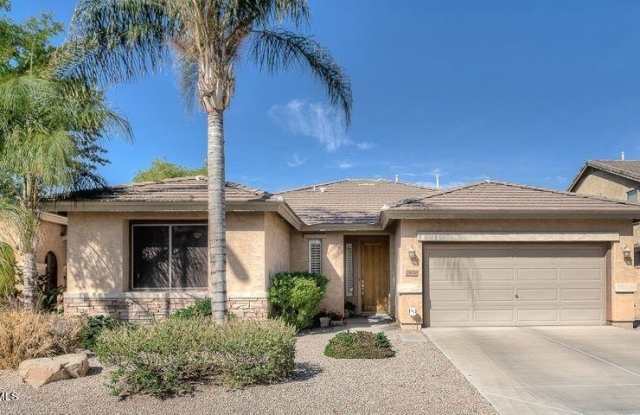 2870 S NEBRASKA Street