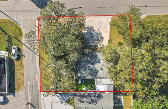 709 SW 7th Ave