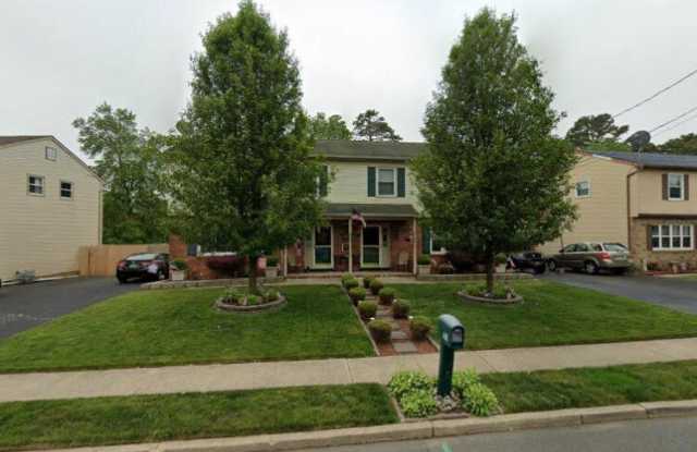 Photo of 154 Bayshore Dr