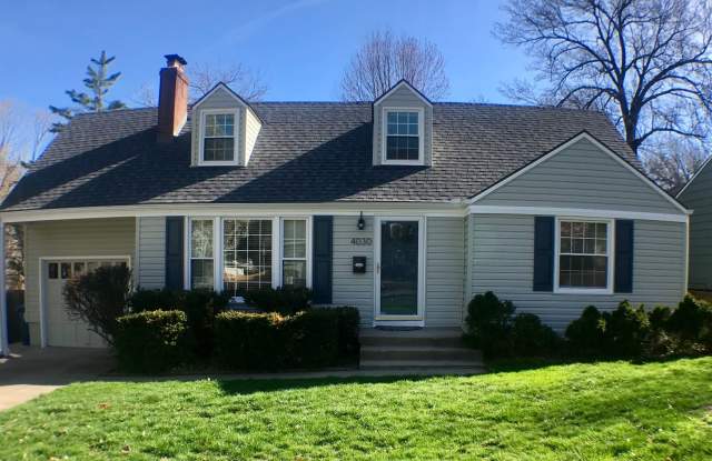 {4030} Charming Prairie Village 1.5 Story + Updates Throughout + Fantastic Fenced Yard + Ample Living Space + Screened in Porch - 4030 West 72nd Terrace, Prairie Village, KS 66208