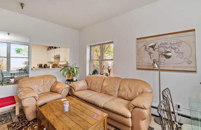 216 Lake Street #305