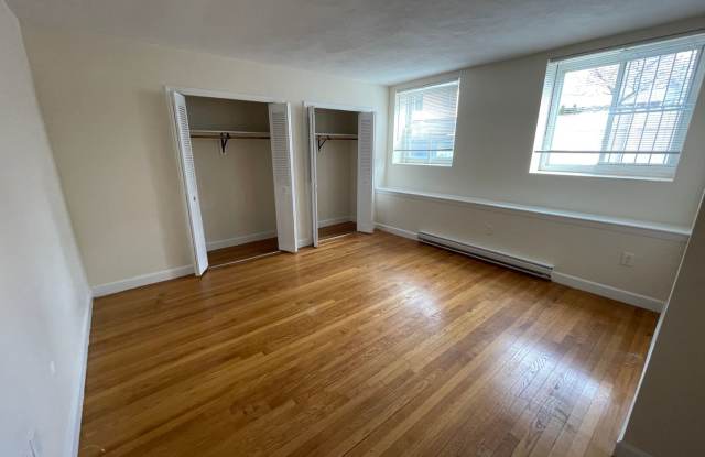 Photo of One Bedroom - Union Square * ALLSTON * * School House @ Ringer Park