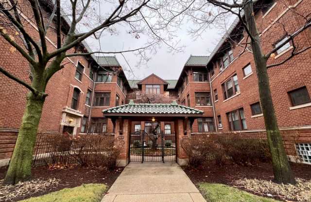 1144 Washington Blvd Unit 1 - 1144 Washington Boulevard, Oak Park, IL 60302