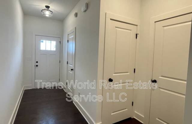 146 North Auburn Landing