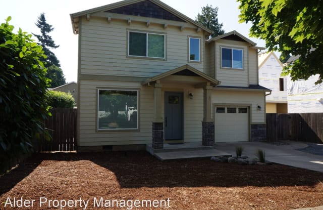 7221 SE 50th Ave. - 7221 Southeast 50th Avenue, Portland, OR 97206