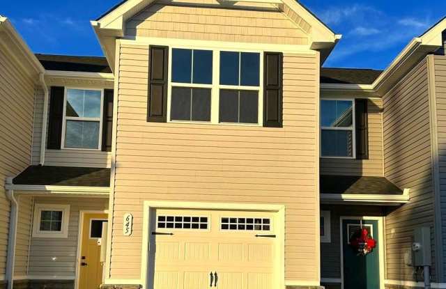 Photo of 645 LAURELWOOD Circle