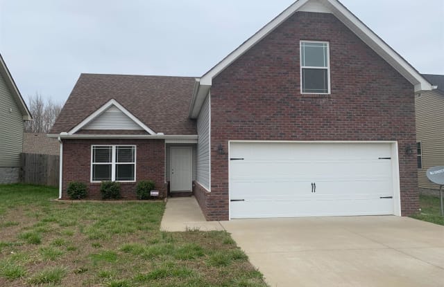 837 Shelton Cir - 837 Shelton Circle, Clarksville, TN 37042