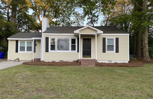 2814 Jackson Dr - 2814 Jackson Drive, Greenville, NC 27858