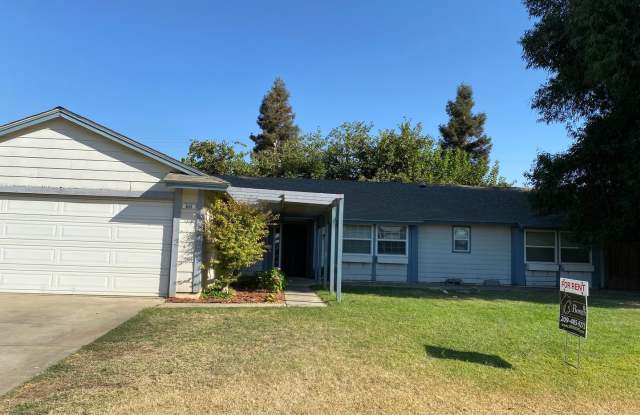 REDUCED!! 3 Bedroom 2 Bath Home For Rent In Chowchilla