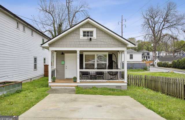 Photo of 888 Hubbard