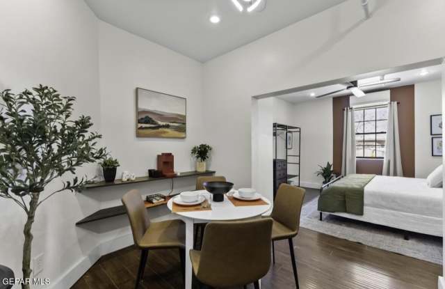 513 W SAN ANTONIO Avenue