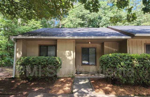 107 Spring Ct