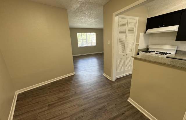 3701 SOUTHMOOR LANE