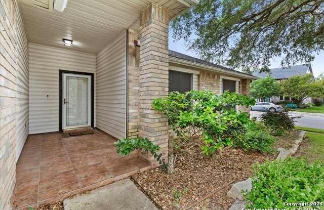 7733 FOREST STRM - 7733 Forest Stream, Live Oak, TX 78233