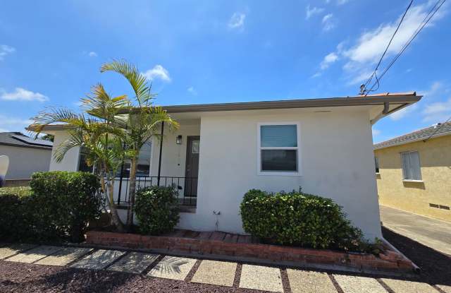 Fully renovated 4 bed 2 bath! (Lease out, pending signatures. Check back in a few days!)