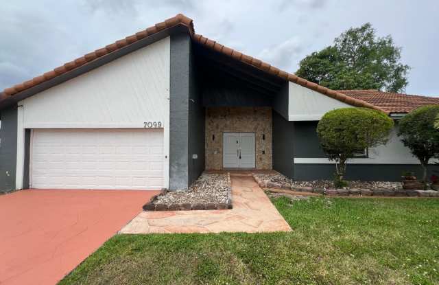 7099 NW 48th Court