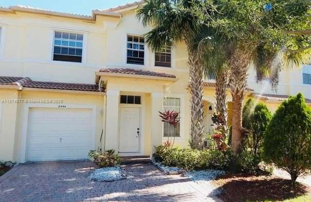 Photo of 8444 SW 29th St