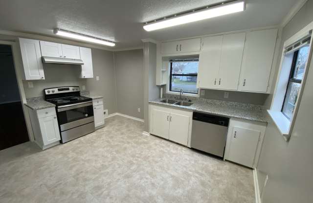 203 South Fig Street