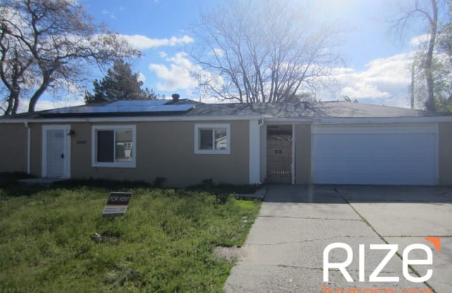 4995 S 4420 W - 4995 4420 West, Kearns, UT 84118