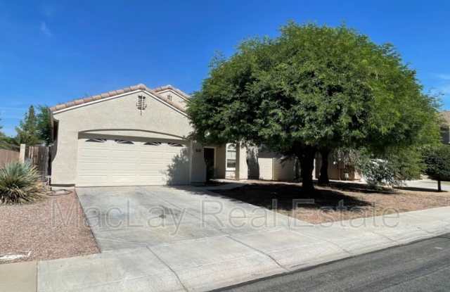 1250 E Macaw Dr
