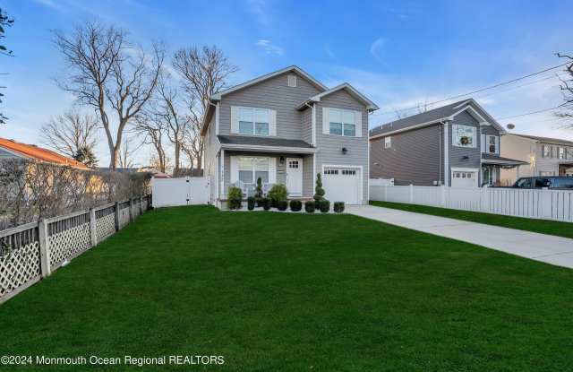 132 Chelton Avenue