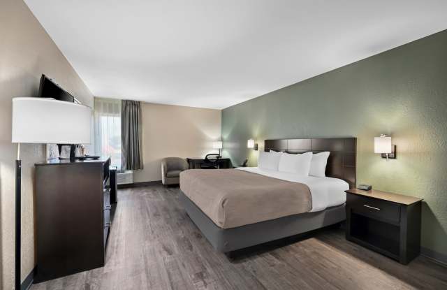 QUALITY INN FORT MYERS EXTENDED STAY HOTEL