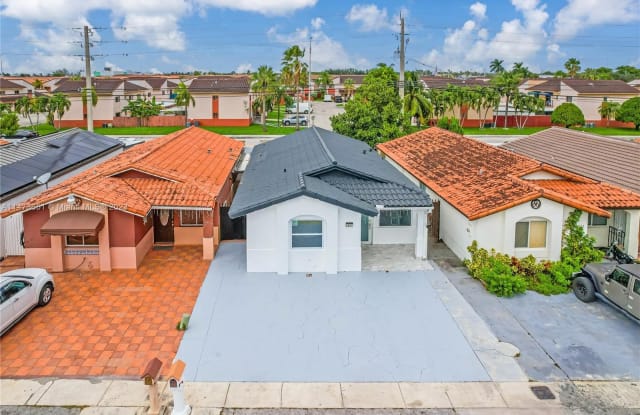 2867 West 75th Terrace - 2867 West 75th Terrace, Hialeah, FL 33018