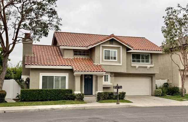 8123 E Candleberry Circle