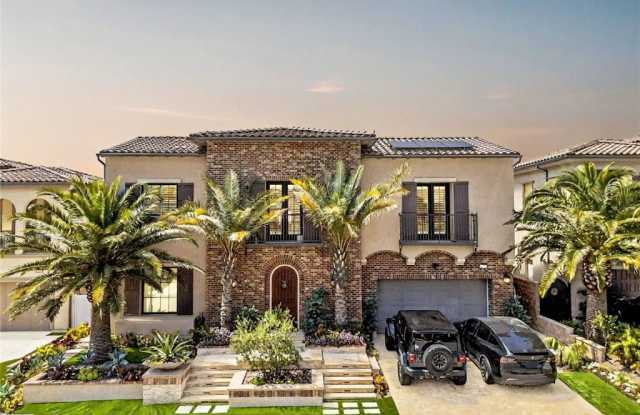 20300 W Windsor Lane