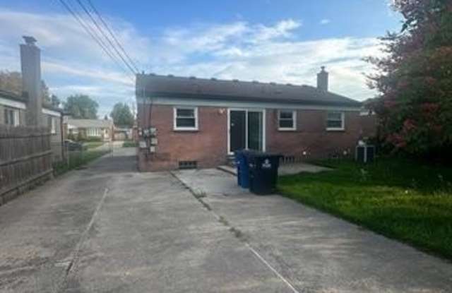 32720 GRANDVIEW Avenue