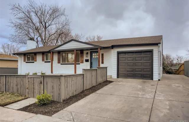 Photo of 4090 West Wagon Trail Drive