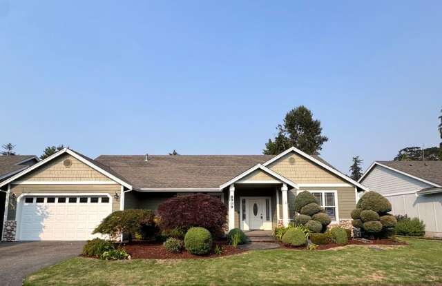 8909 Eagle Point Loop Rd SW