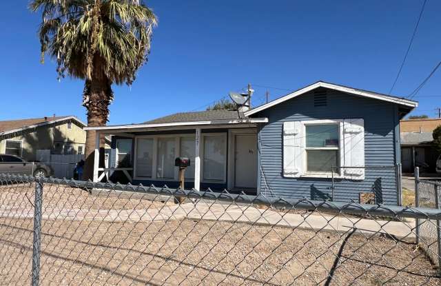 3 Bedroom 1 bathroom House located near a Schools, Community Park and Public Swimming Pool.