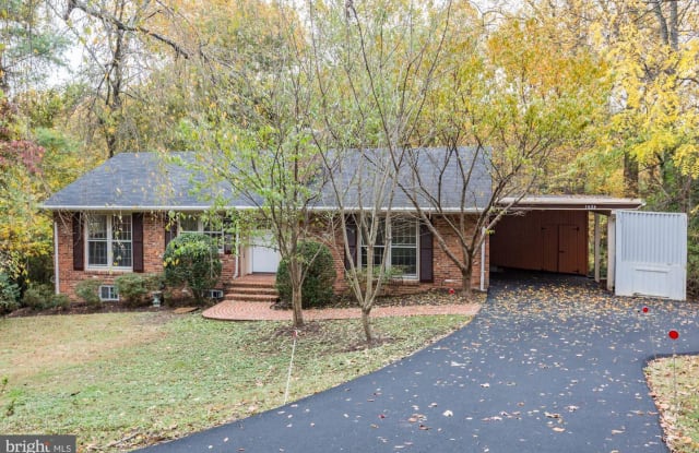 1434 WAGGAMAN CIR - 1434 Waggaman Circle, McLean, VA 22101