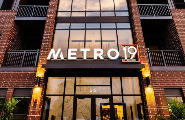 Photo of Metro 19 Apartments