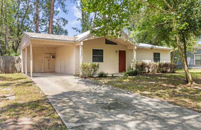 Charming Home in the Serene Springtree Neighborhood