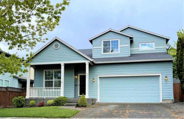 771 NW Harvest Moon Dr