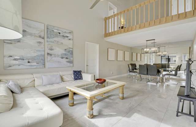 360 Bella Vista Court N