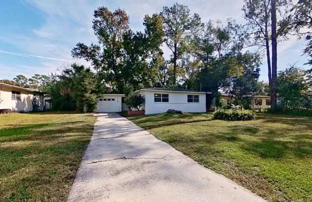 Photo of Spacious 3Bed/2Bath in Southside Sans Souci Area!