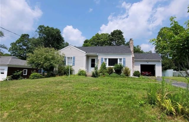 12 Walker Road - 12 Walker Road, Trumbull, CT 06611