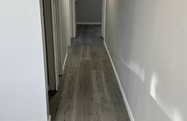 5901 Roosevelt Street