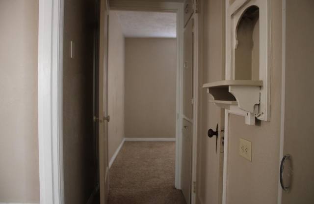 506 E Municipal Drive