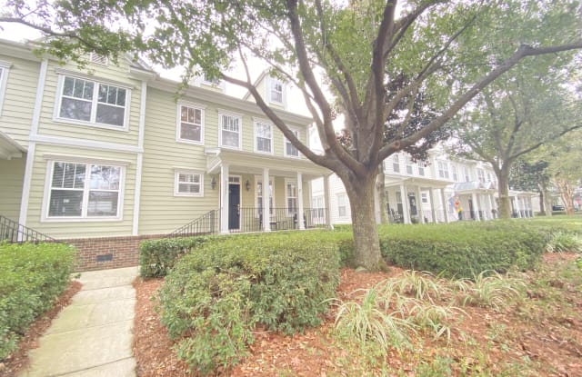 2257 Daniel Island Dr - 2257 Daniel Island Drive, Charleston, SC 29492