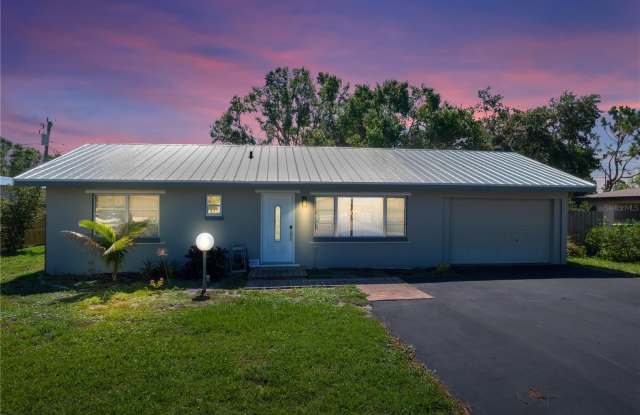 4416 SHADY LANE