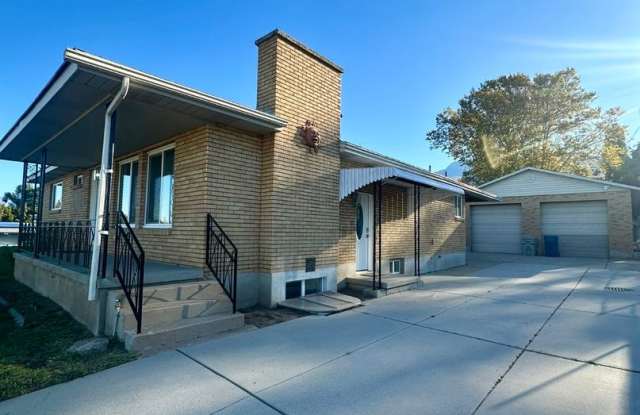 Photo of $0 Rent for Winter with 18 Month Lease! Beautiful 4 Bed Home for Rent in South Ogden!